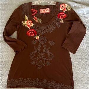 Johnny Was Women's Brown Floral Embroidered Scoop Neck Long Sleeve Top